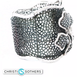 Load image into Gallery viewer, 18KT White Gold White & Grey Diamond Floral Bangle Bracelet (7.55 cttw)