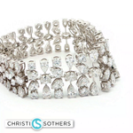 Load image into Gallery viewer, 14KT White Gold Pear-Cut Diamond Bangle Bracelet (22.82 cttw)