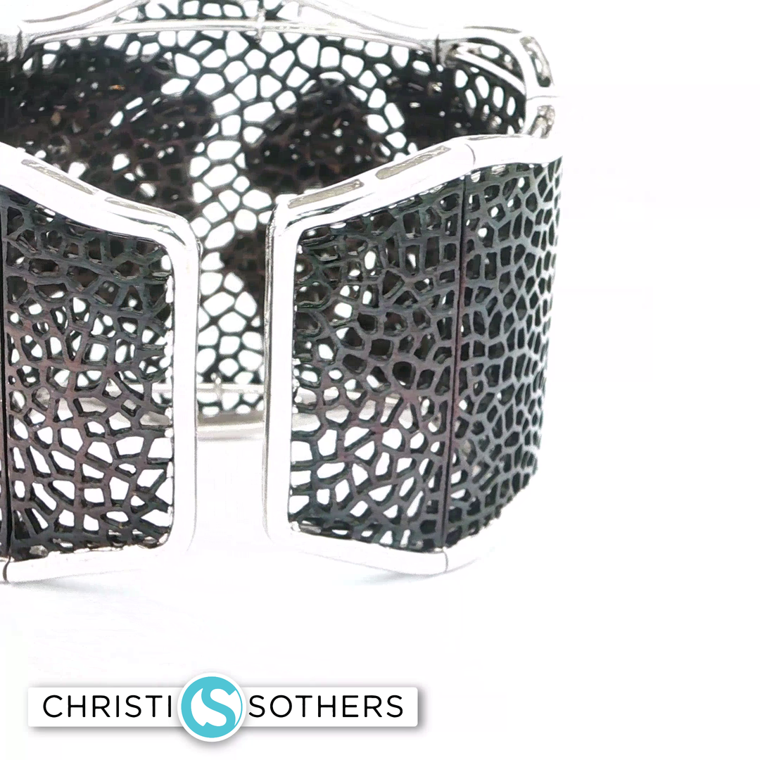 18KT White Gold White & Grey Diamond Floral Bangle Bracelet (7.55 cttw)