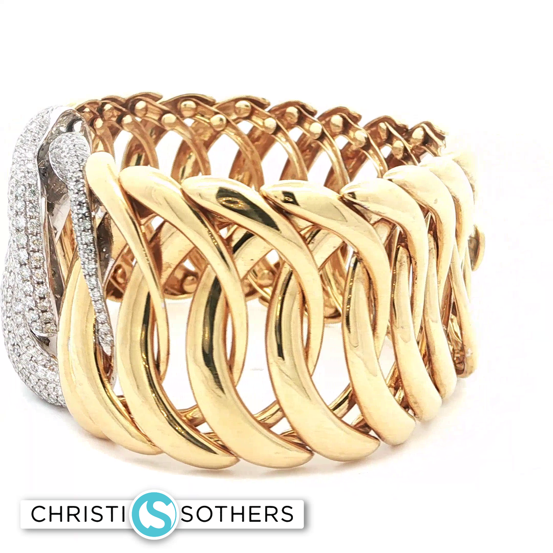 18KT Yellow Gold Diamond Bangle Bracelet (4.00 cttw, Natural Diamonds)