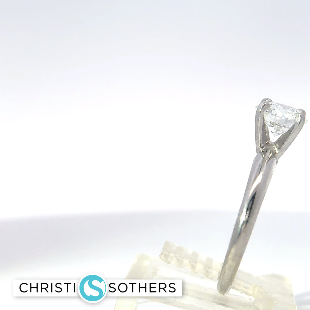 14KT White Gold 1.08ct Lab‑Grown Certified Round Diamond Solitaire Engagement Ring