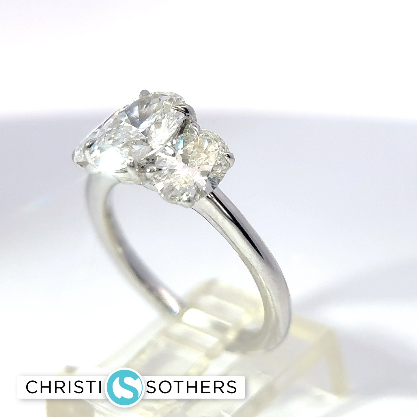 14KT White Gold 3.00ct Lab Oval Diamond Engagement Ring