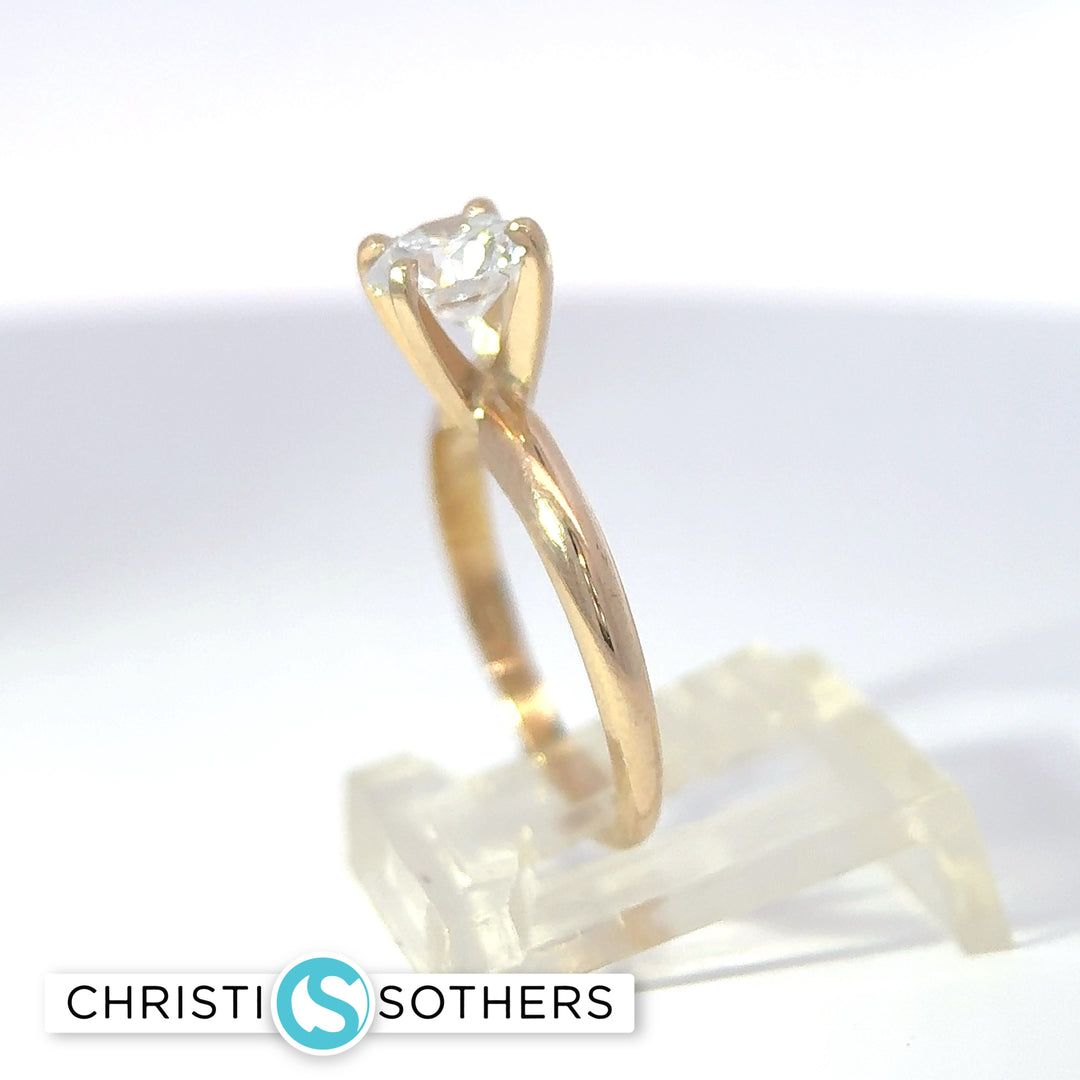 14KT Yellow Gold 1.10ct Lab‑Grown Certified Round Diamond Solitaire Engagement Ring