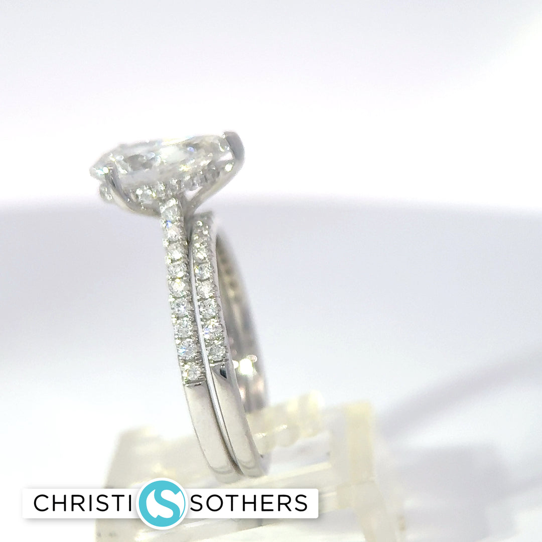 14KT White Gold 2.49ct Lab Pear Shape Diamond Engagement Ring & Band Set
