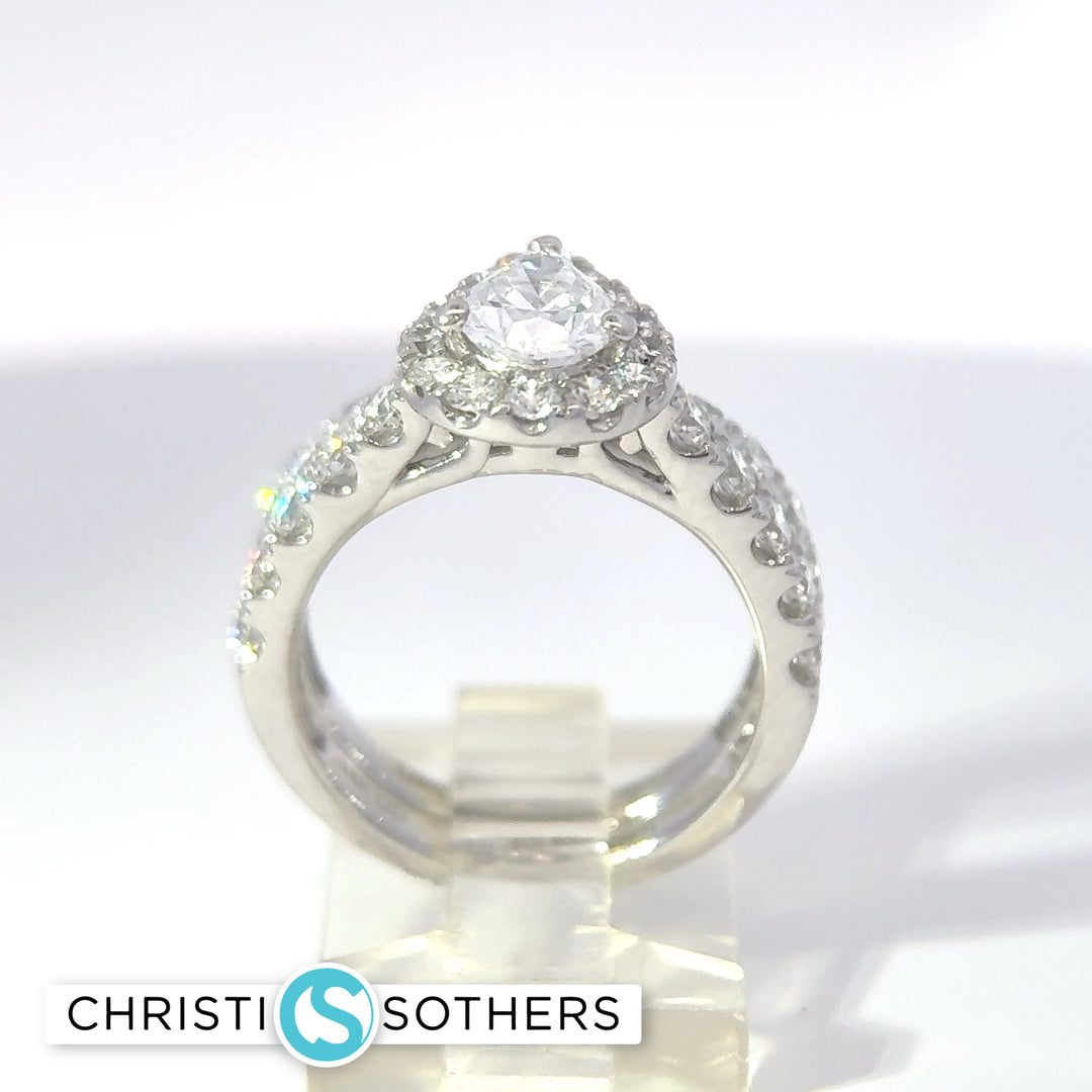 14KT White Gold 3.04ct Lab Pear Shape Diamond Engagement Ring & Band Set