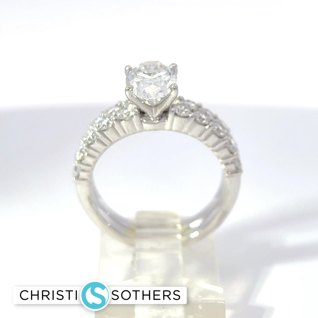 14KT White Gold 2.80ct Lab‑Grown Oval Diamond Engagement Ring & Band Set
