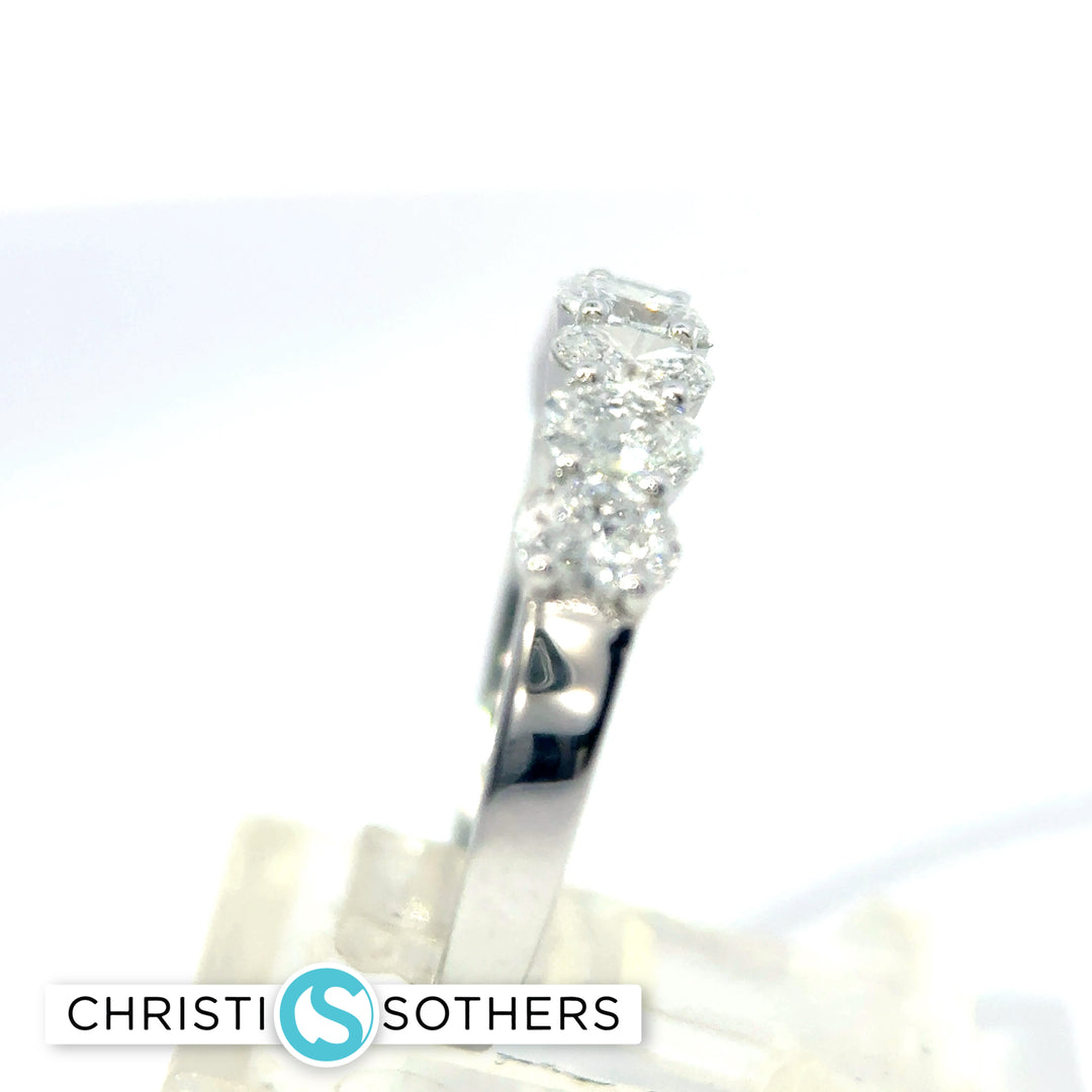 14KT Lab-Grown Oval Shape Diamond Band