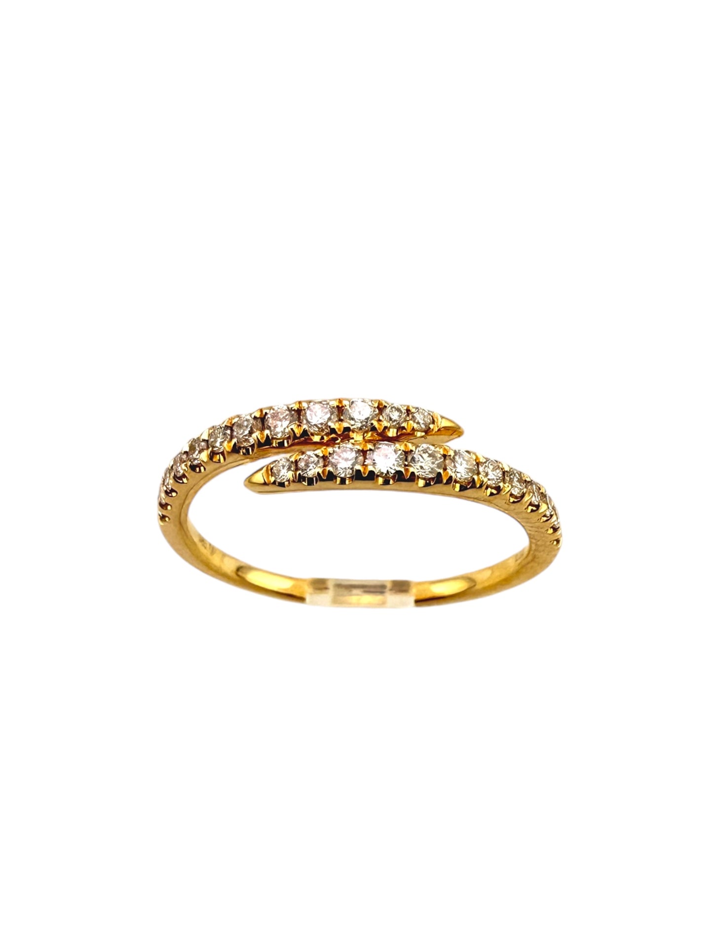 Twisting needle 14KT Diamond Ring